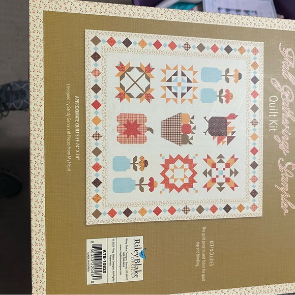 Autumn Gathering Quilt Kit - Multicolor - Picture 2 of 4